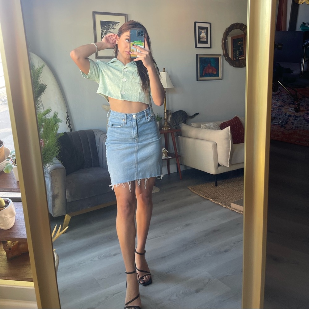 Green Cropped Lounge Shirt